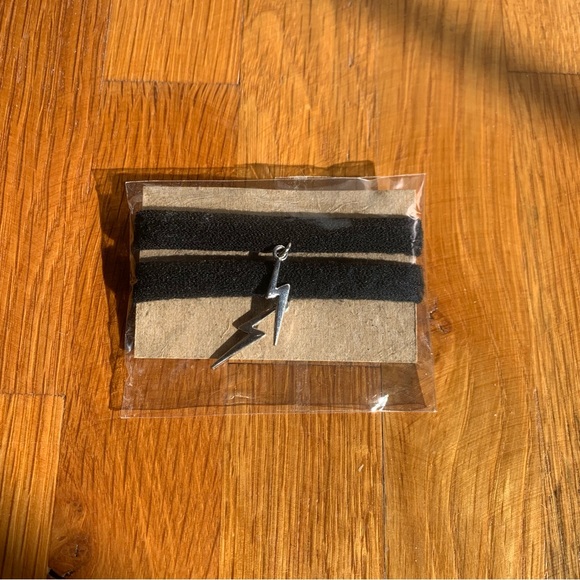 Lightning Bolt Hair Ties Sporty Athleisure Athletic Festival Dark Academia 🥀 - Picture 5 of 5